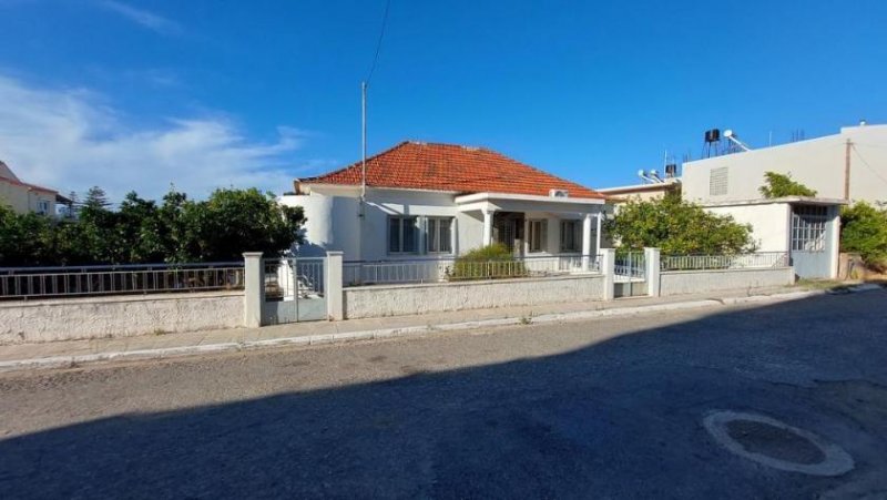 Kissamos Kreta, Kissamos: Schönes Haus im klassischen Stil mit zusätzlichen Baurechten Haus kaufen